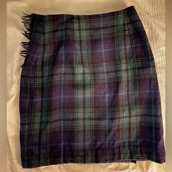Wool Green Tartan Wrap Skirt - Picture 2 of 3